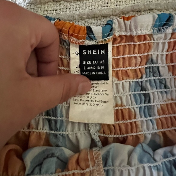 Summer Orange Fruit Shorts Size L Large 8/10 - Picture 2 of 2